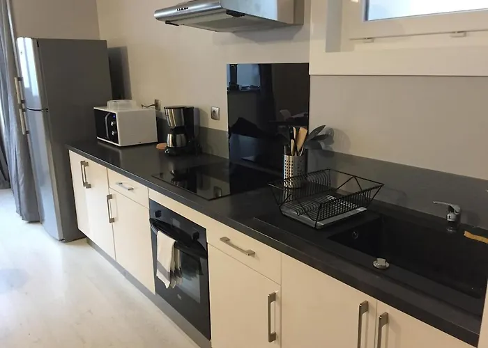 Maison Cosy Centre De 푸조주